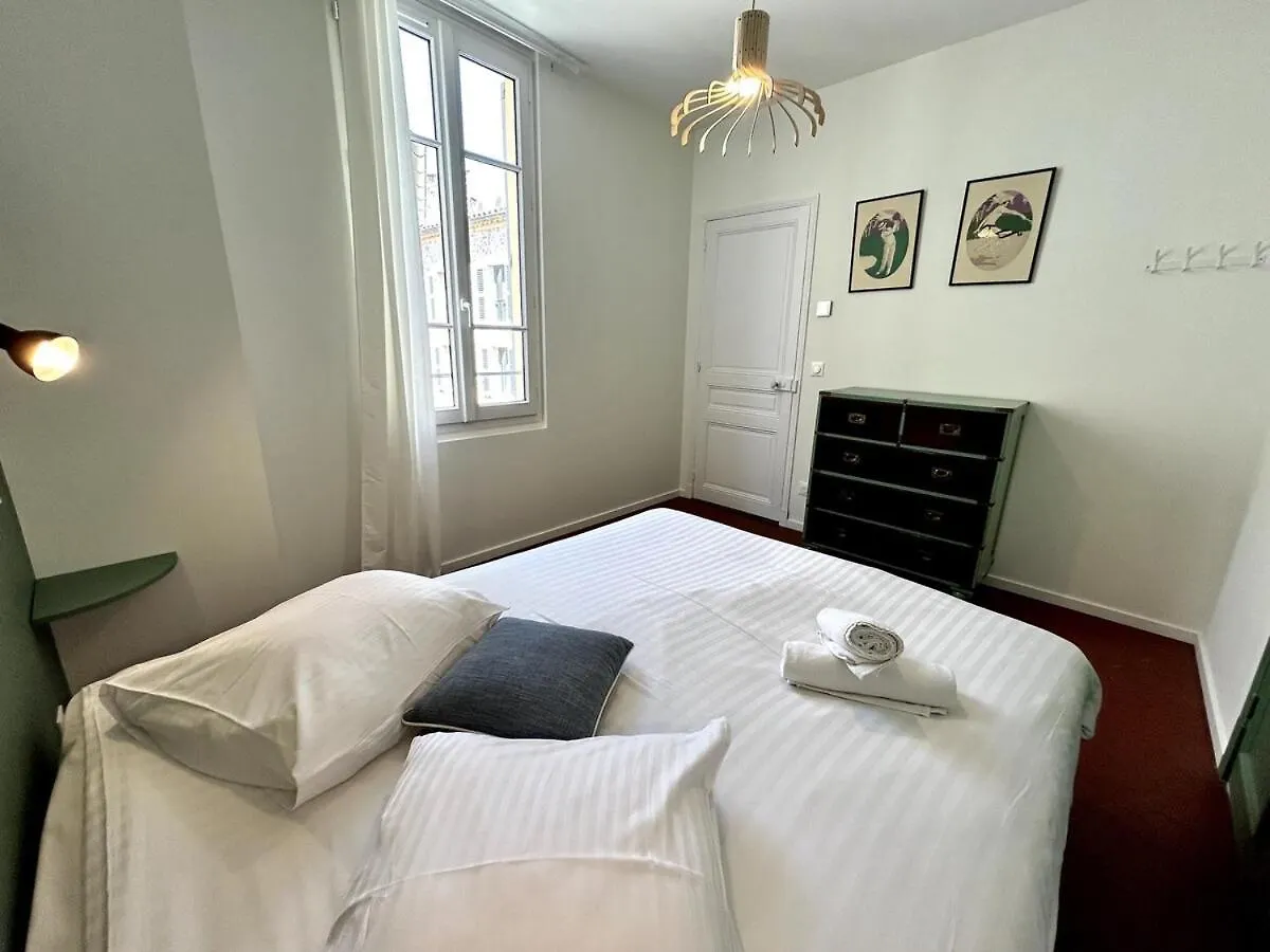 Valbonne Village, 2 Rooms Renovated Air Conditioned Lou Maia Apartment